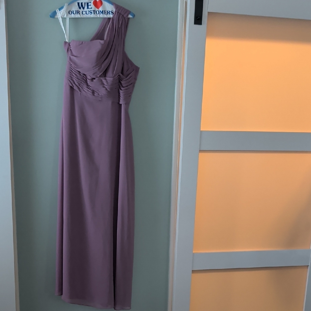Azazie One-Shoulder Lavender Dress